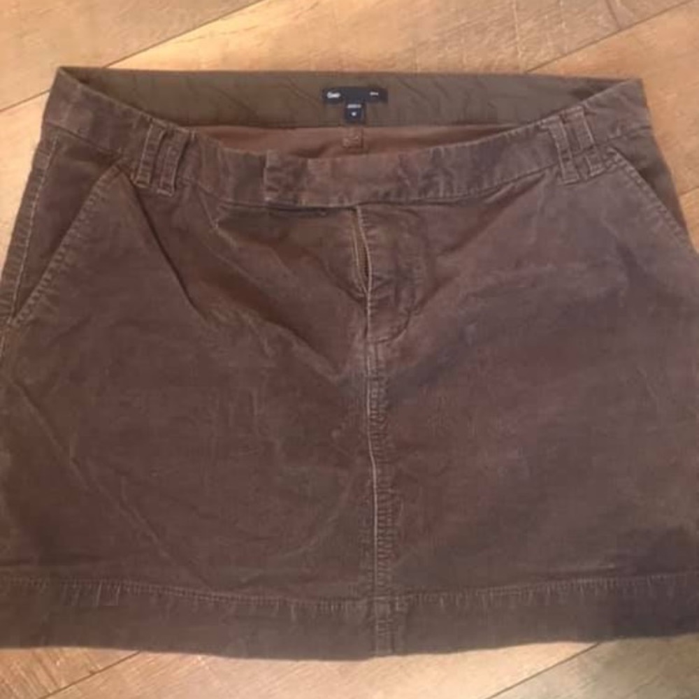 Gap corduroy skirt